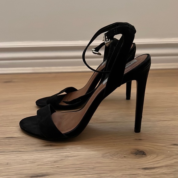 Steve Madden suede heel - Picture 1 of 3